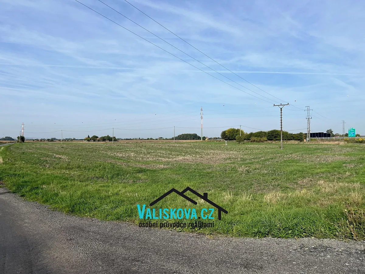 Prodej komerčního pozemku 25861 m²